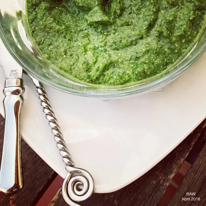 Pesto de Espinacas y Albahaca