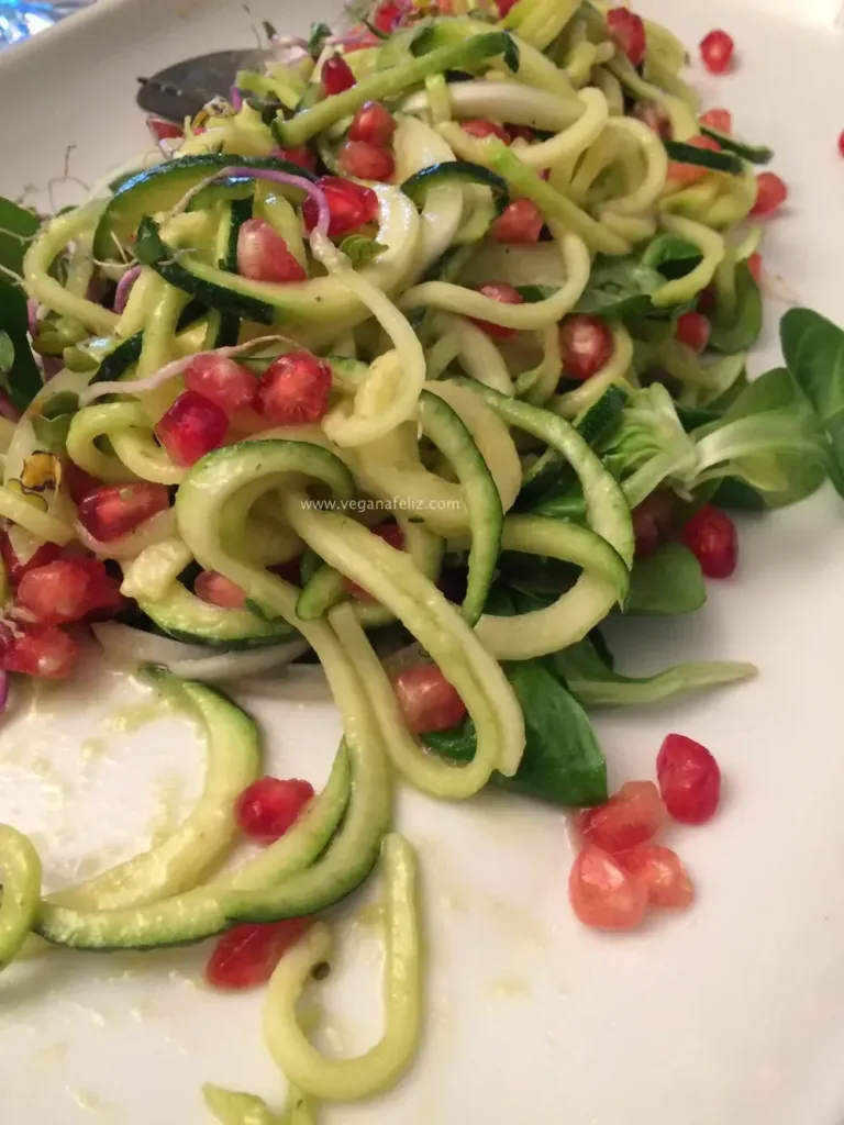 Ensalada de granada y canónigos